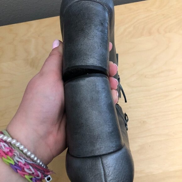 NINE WEST Utton Metallic Kiltie Pumps - Office Siren - Picture 13 of 13